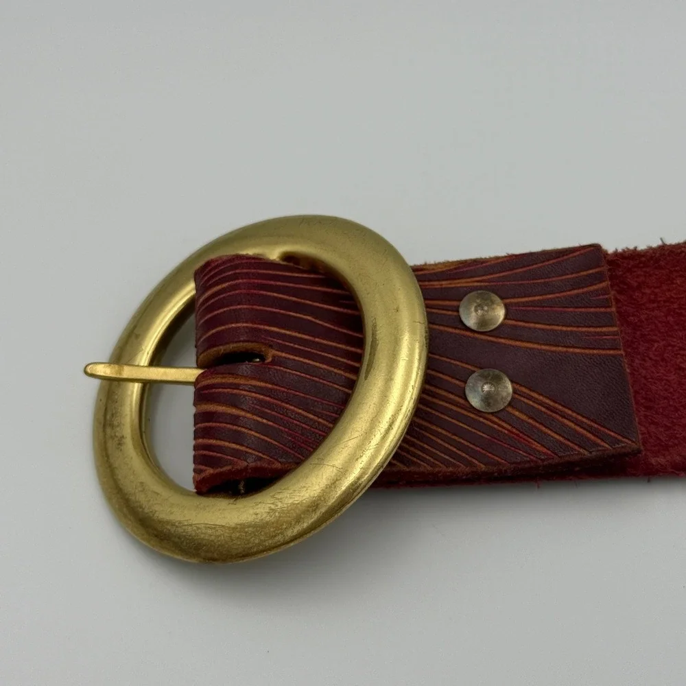 Leather Belt Womens Large Burgundy Brass Round Buckle Textured Boho Vintage